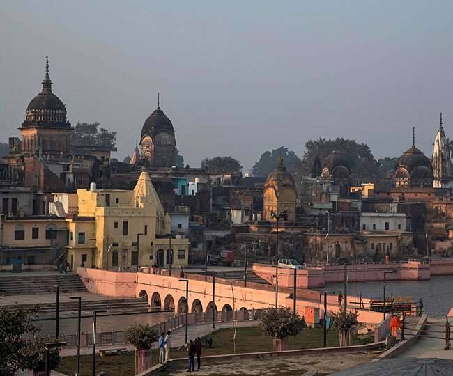 बता दें कि आईआरसीटीसी स्वदेश दर्शन श्री रामपथ यात्रा स्पेशल टूरिस्ट ट्रेन नाम से ये यात्रा शुरू कराएगा. जोकि 26 नवंबर, 2022 से शुरू होगी.