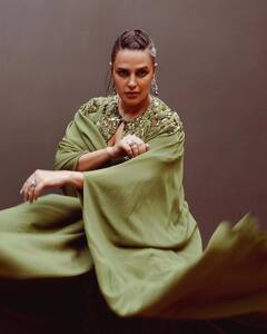 Neha Dhupia Photos: बॉलिवूड अभिनेत्री नेहा धुपियाने शेअर केलं लेटेस्ट फोटोशूट; फोटो चर्चेत!