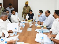 రాజకీయ విమర్శల్లో కుటుంబసభ్యుల జోలికెందుకు ? ఆపేద్దామని అచ్చెన్నకు సీఎం జగన్ సలహా !