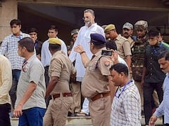 In Photos: भारी सुरक्षा के बीच माफिया मुख्तार अंसारी की मऊ कोर्ट में हुई पेशी, देखें तस्वीरें