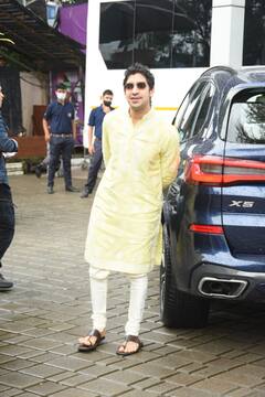 Brahmastra: মুক্তির পরেও অব্যাহত প্রচারপর্ব, আমদাবাদে যাওয়ার পথে ক্যামেরাবন্দি টিম 'ব্রহ্মাস্ত্র'