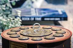 Vastu Tips: লক্ষ্মীবারে ঘরে সুখ-সমৃদ্ধি ফেরাতে চান? এই ৫ বাস্তু টিপসে হতে পারে লক্ষ্মীলাভ