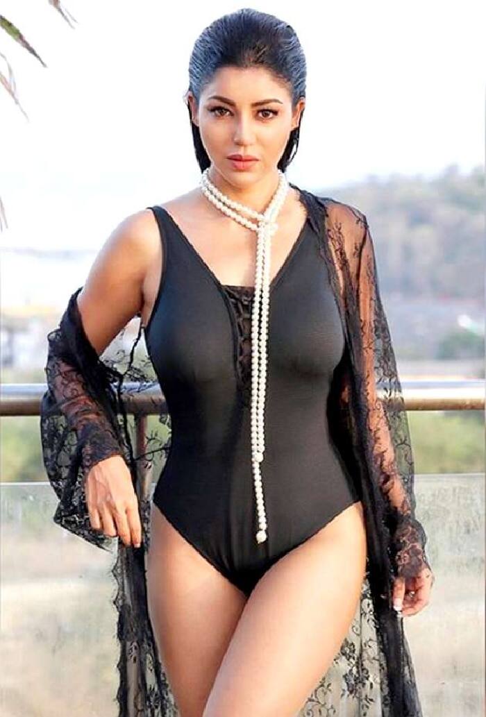 देबीना जब पहली बार प्रेग्नेंट थीं तो उन्होंने पूरी जर्नी फैंस के संग साझा की थी. अब देबिना दूसरी बार प्रेग्नेंट हैं, ऐसे में वो प्रेग्नेंसी से जुड़ी सभी डिटेल्स शेयर करती रहती हैं.