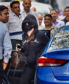 काला चश्मा, काला मास्क...काले कपड़े, इस तरह दिल्ली पुलिस के सामने पेश हुईं नोरा फतेही