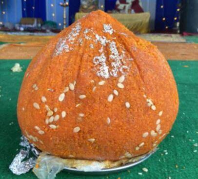 Ganesh Laddoo auctioned in Hyderabads pandal for Rs 61 lakh, this work will be done with money ਦੁਨੀਆ ਦਾ ਸਭ ਤੋਂ ਮਹਿੰਗਾ ਲੱਡੂ! 61 ਲੱਖ ਰੁਪਏ 'ਚ ਨਿਲਾਮ ਹੋਇਆ 12 ਕਿਲੋ ਦਾ ਇਹ ਲੱਡੂ