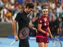 When Roger Federer Played Tennis With Aamir Khan, Deepika Padukone, Sunil Gavaskar In India | IN Pics