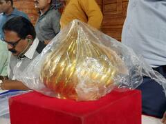 PHOTOS: लाल बागचा राजा के दरबार में भक्तों ने दिल खोलकर किया दान, सोना-चांदी और करोड़ों कैश किए डोनेट