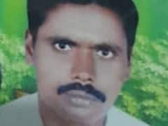 கரூரில் கல்குவாரிக்கு எதிராக போராடி இறந்த சமூக ஆர்வலர் உடல் தகனம்