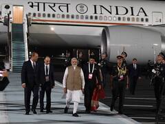 SCO Summit 2022: एससीओ सम्मेलन के लिए समरकंद पहुंचे प्रधानमंत्री नरेंद्र मोदी, उज्बेक पीएम ने किया स्वागत