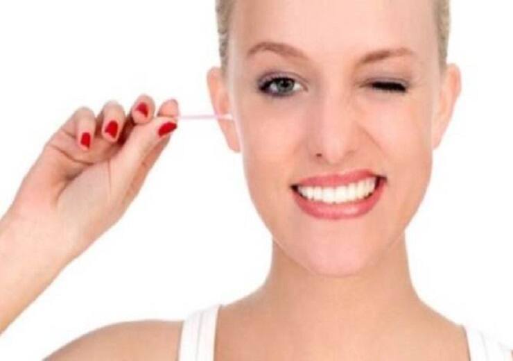 क्या आप भी तीली से करते हैं कान की सफाई, ये जान लेंगे तो कभी नहीं करेंगे Do not clean ear by stick know right way to clean ear क्या आप भी तीली से करते हैं कान की सफाई, ये जान लेंगे तो कभी नहीं करेंगे