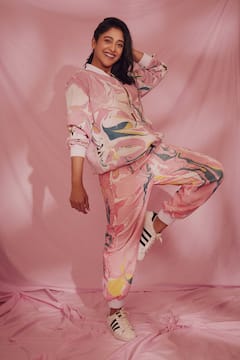 Regina Cassandra : எம்புட்டு இருக்குது ஆச...நடிகை ரெஜினா கசாண்ட்ராவின் லேட்டஸ்ட் க்ளிக்ஸ்!