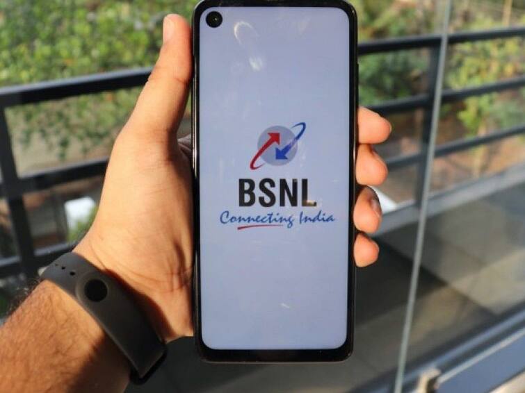 BSNL to provide 4 G services in 44 places at Thanjavur TNN தஞ்சை மாவட்டத்தில் 4ஜி சேவைகள் வழங்க மும்முரமாக செயல்படும் பி.எஸ்.என்.எல் நிறுவனம்