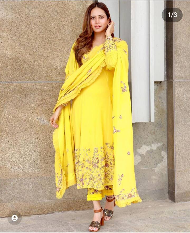 ਇਸ ਦੇ ਨਾਲ ਨਾਲ ਮਹਿਤਾ ਆਪਣੀ ਆਉਣ ਵਾਲੀ ਪੰਜਾਬੀ ਫ਼ਿਲਮ 'ਮੋਹ' ਨੂੰ ਲੈਕੇ ਵੀ ਕਾਫ਼ੀ ਸੁਰਖੀਆਂ ਬਟੋਰ ਰਹੀ ਹੈ