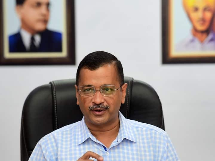 Arvind Kejriwal played auto driver card again says I wish you had heard voice of public in 27 year Gujarat Auto Politics: केजरीवाल बोले- गुजरात के CM किसी ऑटो वाले के यहां जा रहे, काश 27 साल में जनता की आवाज सुनी होती