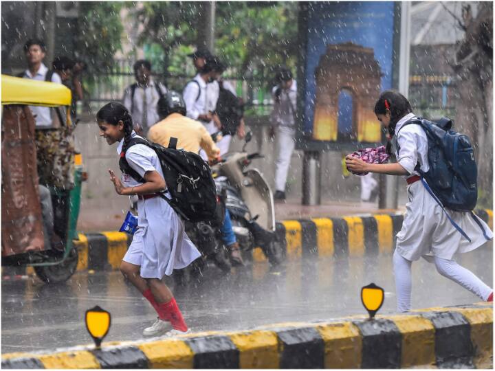 Weather Update: अगले 48 घंटों तक इन राज्यों में कहर ढाएगी बारिश! मौसम विभाग ने जारी की चेतावनी Weather Update Delhi Bihar Punjab and Haryana monsoon update IMD release alert in states Weather Update: अगले 48 घंटों तक इन राज्यों में कहर ढाएगी बारिश! मौसम विभाग ने जारी की चेतावनी