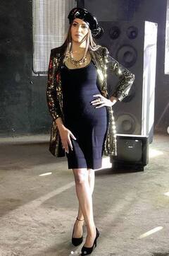 सलवार-सूट छोड़ जब-जब Sapna Choudhary ने लगाया ग्लैमर का तड़का, तस्वीरें ने उड़ा दिए फैन्स के होश !