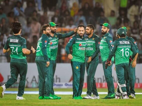 Pakistan Cricket Team: વર્લ્ડકપમાં હાર બાદ પાકિસ્તાન ટીમમાં મોટા ફેરફાર, જાણો કોને બનાવાયા બોલિંગ કોચ?