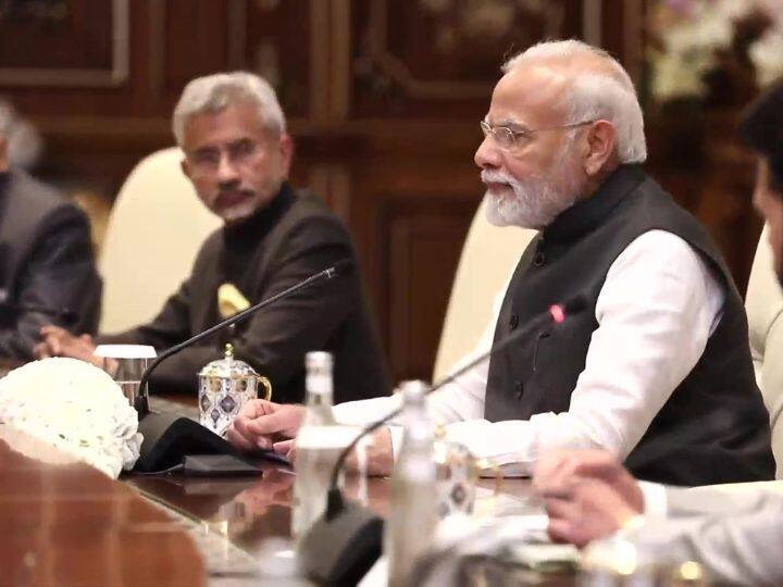 Keeping India interest paramount PM narendra modi showed path of peace in sco summit 2022 भारत के हितों को सर्वोपरि रखते हुए पीएम मोदी ने दिखाया शांति का रास्ता