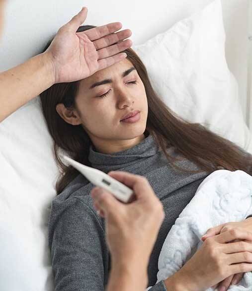 ਡੇਂਗੂ (Dengue) ਦਾ ਸੀਜ਼ਨ ਅਜੇ ਬਰਕਰਾਰ ਹੈ। ਇਹ ਬਰਸਾਤ ਦੇ ਮੌਸਮ ਵਿੱਚ ਭਾਵ ਜੁਲਾਈ ਦੇ ਮਹੀਨੇ ਵਿੱਚ ਸ਼ੁਰੂ ਹੁੰਦਾ ਹੈ ਅਤੇ ਉਸ ਤੋਂ ਬਾਅਦ ਅਕਤੂਬਰ ਮਹੀਨੇ ਤਕ ਜਾਰੀ ਰਹਿੰਦਾ ਹੈ।