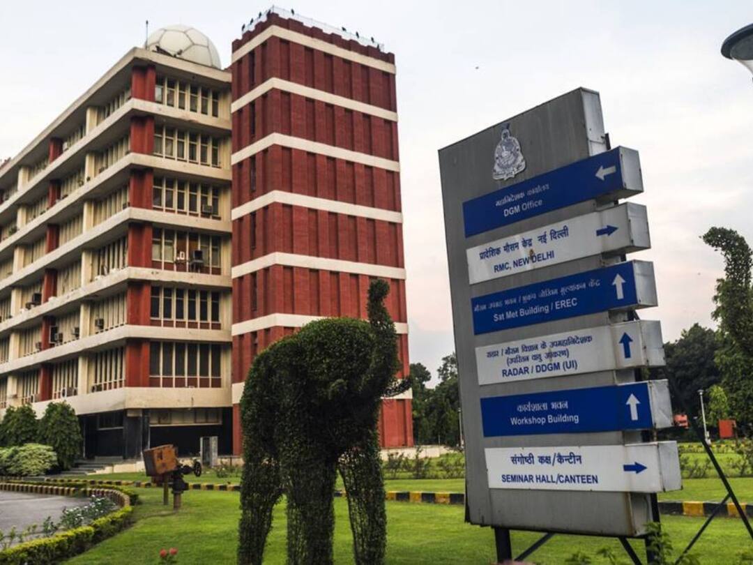 Job Majha India Meteorological Department and Colonel R  D  Nikam Sainik Cooperative Bank Recruitment for Various Posts  Job Majha : भारतीय हवामान विभागात विविध पदांसाठी भरती, जाणून घ्या अधिक तपशील 