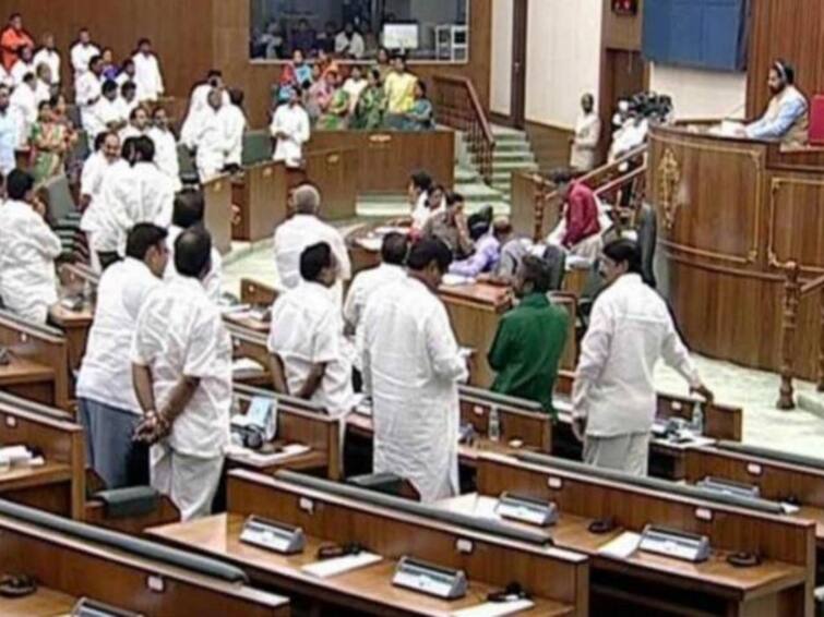 TDP members were also suspended in the AP Assembly on Friday. AP Assmebly :  కాల్ ది మార్షల్స్ అండ్ పుల్ దెమ్ అవుట్ - ఏపీ అసెంబ్లీలో ఆగ్రహంతో ఊగిపోయిన స్పీకర్ ! ఎందుకంటే ?