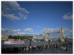 Football Star David Beckham Joins Thousands In Queue To Pay Tributes To Queen Elizabeth II In London. In Pics