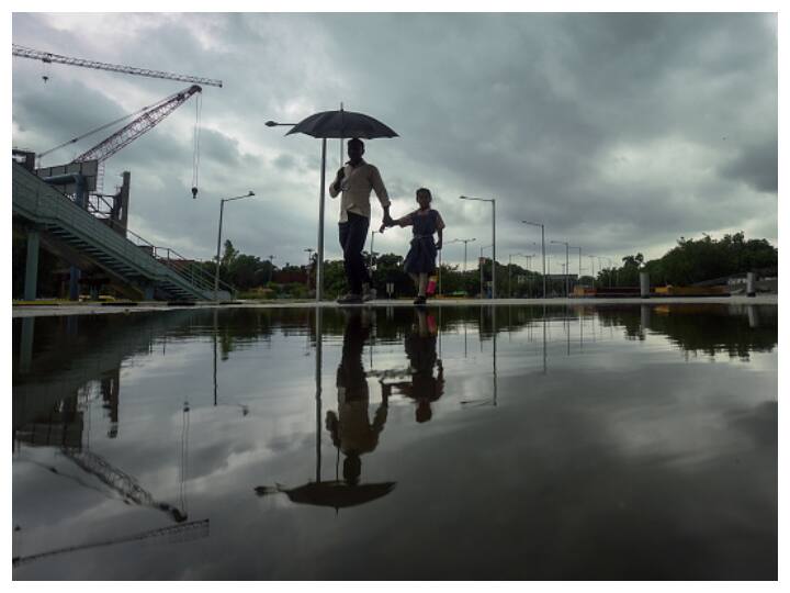 Coolest September Day In Delhi In Last 10 Years As Rains Bring Relief From Sultry Heat Coolest September Day In Delhi In Last 10 Years As Rains Bring Relief From Sultry Heat