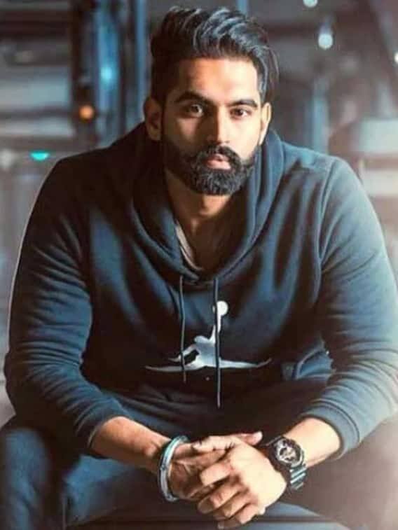 2018 'ਚ ਗਾਇਕ ਪਰਮੀਸ਼ ਵਰਮਾ 'ਤੇ ਜਾਨਲੇਵਾ ਹਮਲਾ ਹੋਇਆ ਸੀ। ਖਬਰਾਂ ਮੁਤਾਬਕ ਦਿਲਪ੍ਰੀਤ ਸਿੰਘ ਨਾਂ ਦੇ ਗੈਂਗਸਟਰ ਨੇ ਉਸ 'ਤੇ ਅਤੇ ਉਸ ਦੇ ਦੋਸਤ 'ਤੇ ਗੋਲੀਬਾਰੀ ਕੀਤੀ ਸੀ, ਜਿਸ ਕਾਰਨ ਦੋਵੇਂ ਜ਼ਖਮੀ ਹੋ ਗਏ ਸਨ। ਇਸ ਤੋਂ ਬਾਅਦ ਪਰਮੀਸ਼ ਵਰਮਾ ਨੂੰ ਸੁਰੱਖਿਆ ਵੀ ਦਿੱਤੀ ਗਈ।