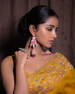 Anupama Parameswaran: ముద్దబంతి పువ్వులా మెరిసిపోతున్న అనుపమా పరమేశ్వరన్