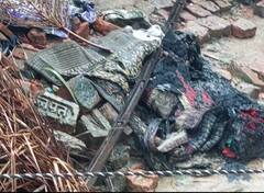 संत कबीर नगर में संदिग्ध हालत में झोपड़ी में लगी आग, नानी और नातिन की मौत, एक युवती की हालत गंभीर