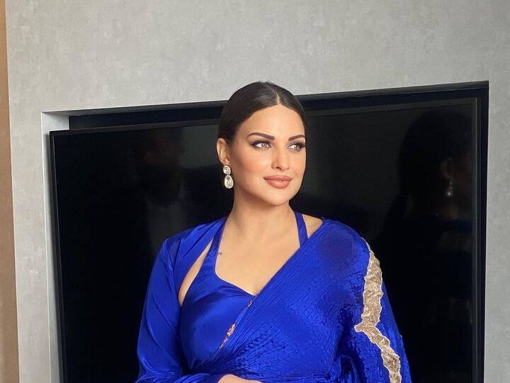 सध्या ती तिच्या 'गवारा नही' या गाण्यामुळे चर्चेत आहे.(फोटो सौजन्य:/iamhimanshikhurana/इंस्टाग्राम)