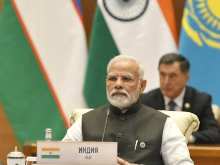 PM Modi meets world leaders at Shangai cooperation Summit at Uzbekistan PM Modi at SCO: இந்தியாவை உற்பத்தி மிகுந்த நாடாக மாற்ற வேண்டும்- ஷாங்காய் உச்சி மாநாட்டில் பிரதமர் மோடி