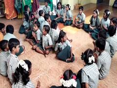 8 மணிக்கு பதிலாக 10 மணிக்கு வழங்கப்பட்ட உணவு; பசியில் வாடிய குழந்தைகள்: காலதாமதம் செய்த எம்எல்ஏ