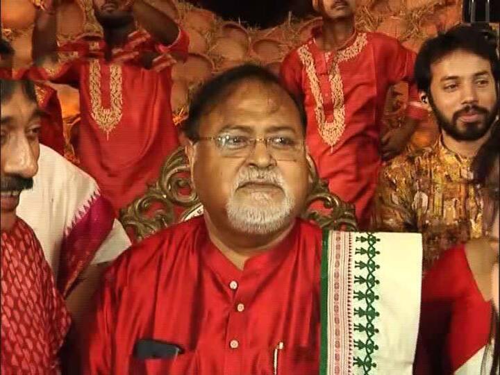 SSC নিয়োগ দুর্নীতি বিষয়ে পার্থ চট্টোপাধ্যায়কে জিজ্ঞাসাবাদ করতে চায় সিবিআই। পার্থ আদালতে জানান, ‘এসএসসি প্রাথমিক বোর্ড কমিটি স্বশাসিত, আমার তাতে কোনও নিয়ন্ত্রণ ছিল না’।