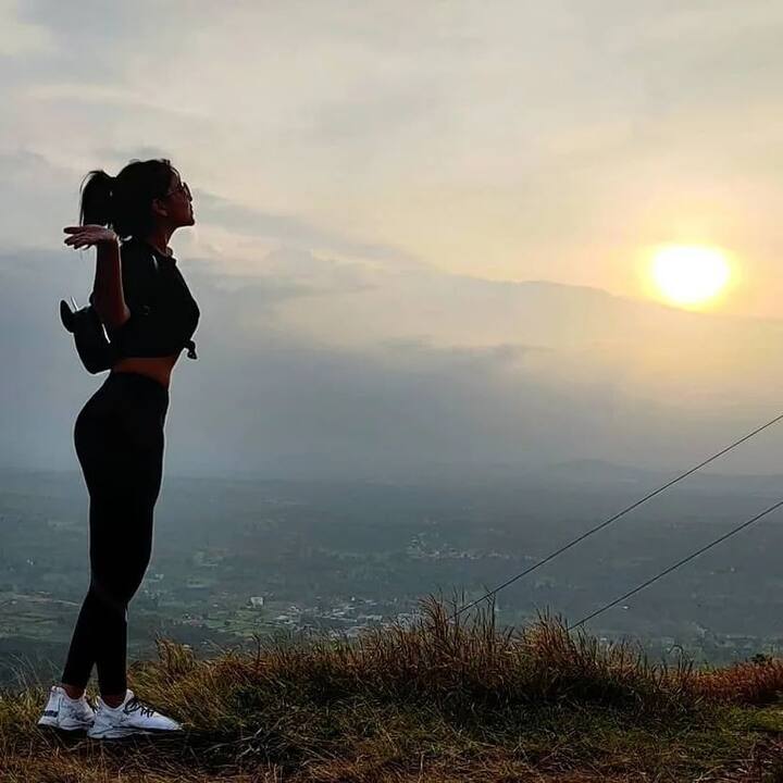 కార్తీకదీపం సీరియల్ శౌర్య (అమూల్య గౌడ) (Image Credit: Amulya Gowda/ Instagram)