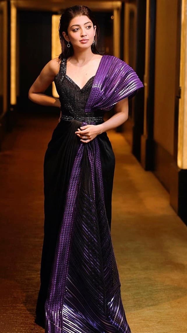 प्रणीता का नाम साउथ की सुंदर अभिनेत्री मे शुमार है