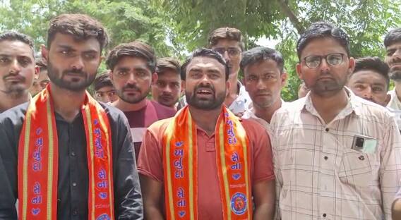 Vipul Chaudhary Arrest : વિપુલ ચૌધરીને છોડવામાં નહીં આવે તો આવતી કાલે દિયોદર બંધનું એલાન Vipul Chaudhary Arrest : વિપુલ ચૌધરીને છોડવામાં નહીં આવે તો આવતી કાલે દિયોદર બંધનું એલાન