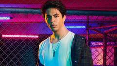 Aryan Khan: অনুরাগীর কাছ থেকে গোলাপ পেয়ে এ কী করলেন শাহরুখ পুত্র!