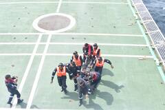 भारतीय तटरक्षक दलाची मोठी कामगिरी, रत्नागिरीतील समुद्रात बुडणाऱ्या जहाजातून 19 जणांची सुखरूप सुटका