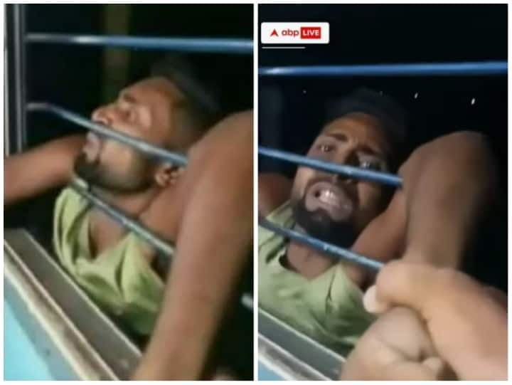 thief hanging on window moving train in bihar viral video marathi news Viral Video : मोबाईल चोरलात तर होईल फजिती! चालत्या ट्रेनमध्ये खिडकीला टांगलेला हा चोरटा होतोय व्हायरल