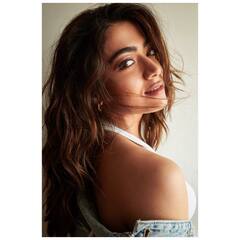 PHOTO : ‘पुष्पा’च्या यशानंतर रश्मिका मंदनाचं मानधन वधारलं! प्रत्येक चित्रपटासाठी आकारतेय कोट्यवधी!