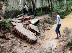 Lucknow Wall Collapse: लखनऊ में दर्दनाक हादसा, बारिश के बाद दीवार गिरने से 9 लोगों की मौत, तस्वीरें आईं सामने