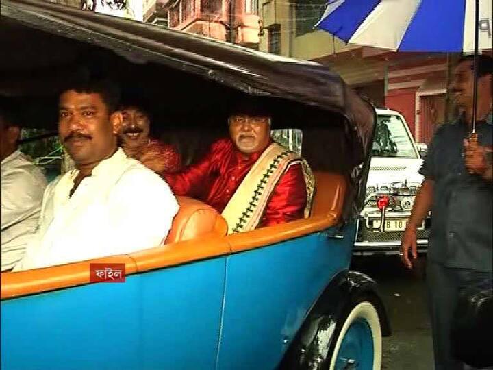 তাঁর আইনজীবী বলেন, ' তাঁর ৭০ বছর বয়স, অসুস্থ। CBI চাইলে বাড়িতে গিয়েও জিজ্ঞাসাবাদ করতে পারে। যে কোনও শর্তে জামিন দেওয়া হোক।'