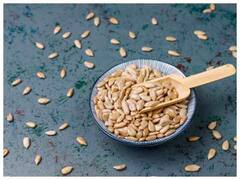 कैप्सूल ही नहीं इन फल और सब्जियों से भरपूर मिलता है विटामिन E