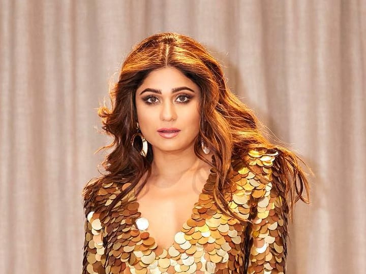पुन्हा एकदा तिचा स्टायलिश लूक प्रचंड व्हायरल होत आहे.(फोटो सौजन्य: shamitashetty_official/इंस्टाग्राम)