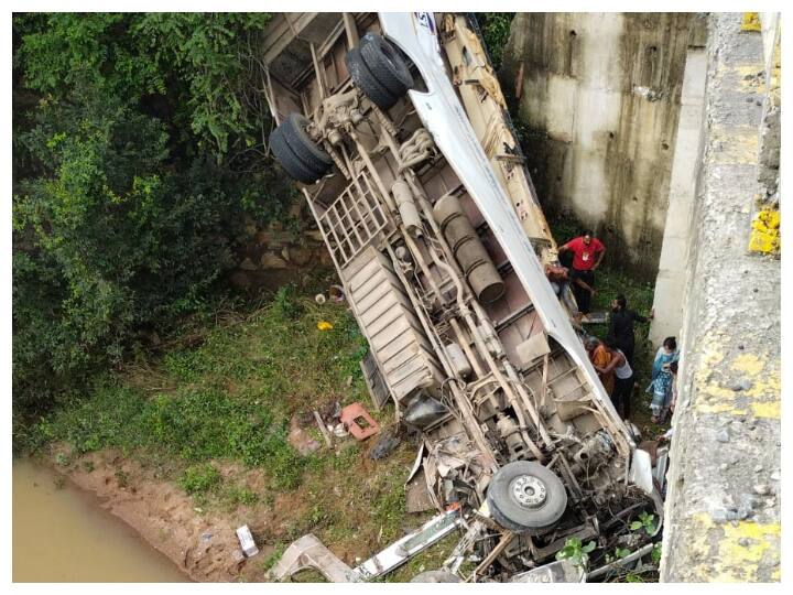 Jharkhand: 7 Dead, Several Injured As Bus Falls Into River In Hazaribagh. PM Modi, CM Soren Express Grief
