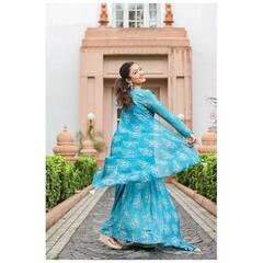 Rashmika Mandanna Pics: ब्लू प्लाजो सूट में रश्मिका मंदाना के सिंपल लुक ने भी खींचा हर किसी का ध्यान, लाजवाब है 'श्रीवल्ली' का ये अंदाज