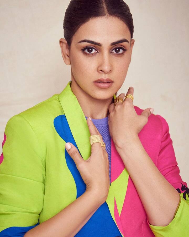सोशल मीडिया पर जेनेलिया और रितेश की वायरल रील्स के भी खूब चर्चे होते हैं. जेनेलिया अपनी वीडियोस के जरिए फैंस को एंटरटेनमेंट का डोज देती नजर आती हैं.