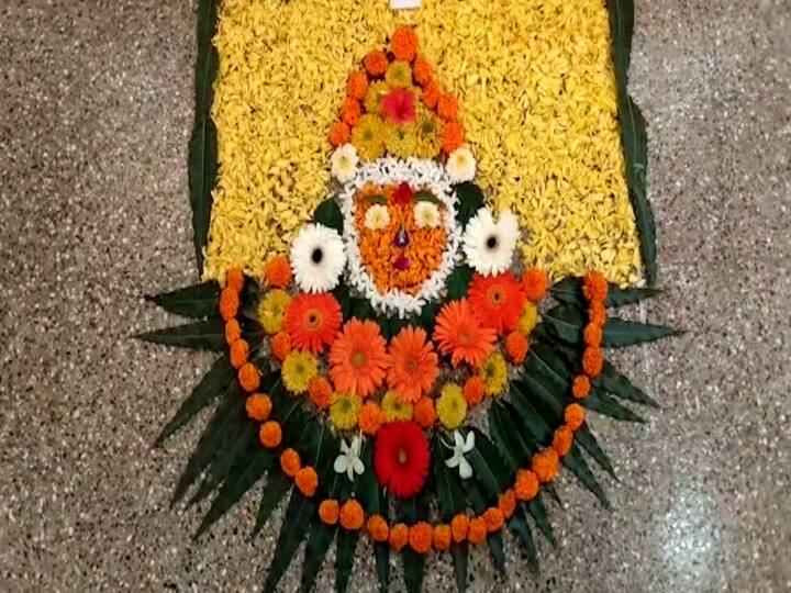दि सांगली रोझ सोसायटी आणि मराठा समाज यांच्यावतीने सांगलीत 2 दिवसीय गुलाबपुष्प प्रदर्शन ठेवण्यात आलेय.