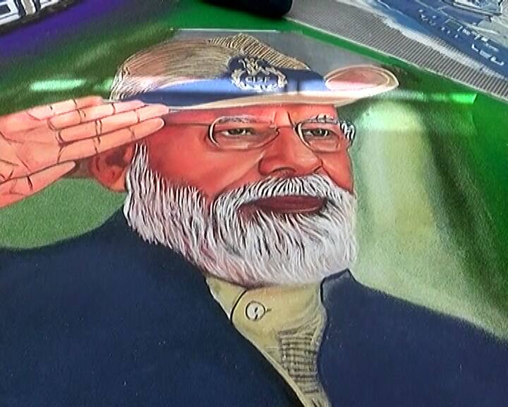 PM મોદીના જન્મદિવસની ગુજરાતભરમાં ઉજવણી કરવામાં આવશે. 17 સપ્ટેમ્બરથી એક સપ્તાહ સુધી કાર્યક્રમની રૂપરેખા તૈયાર કરવામાં આવી છે.